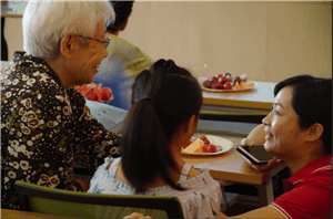 走进福利院，情暖老人心——新利体育供应链公益行